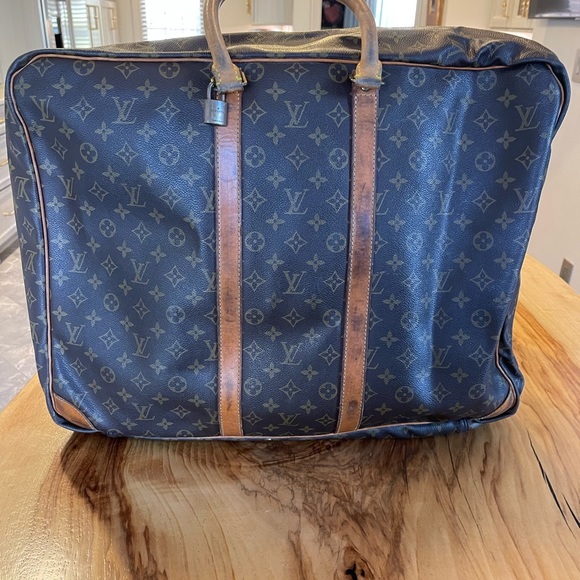 Louis Vuitton Vintage Luggage - Picture 3 of 10